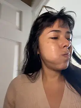 Evie-Luna online show from November 2025 07:07:02 PM