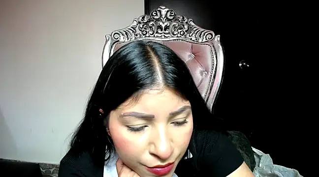 holly20a online show from February 2025 02:02:01 PM