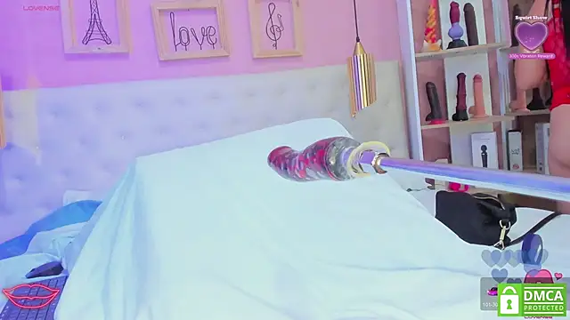 leylla  online show from April 2026 07:29:01 PM