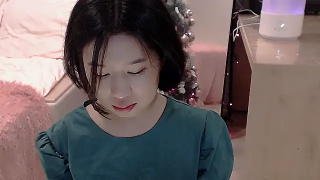 FlameSi online show from December 2024 09:51:01 PM