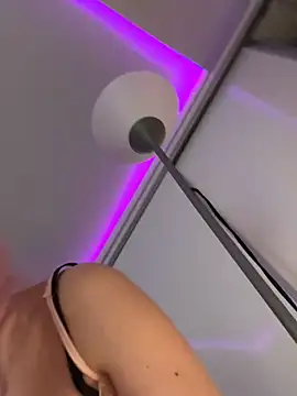 mollyxxx online show from March 2025 05:35:02 AM