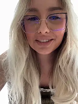 mollyxxx online show from March 2025 07:42:02 AM