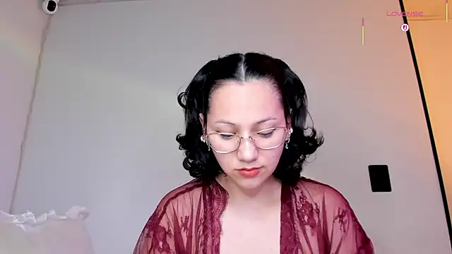 Snapshot of Anyi_1 chatting on July 2026 02:51:01 AM Anyi 1 online show from July 2026 02:51:01 AM