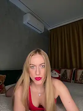 Snapshot of RockQueen_A chatting on December 2024 06:24:02 AM RockQueen A online show from December 2024 06:24:02 AM