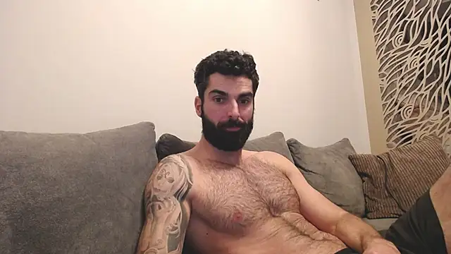 Verycutex online show from January 2025 06:48:01 PM