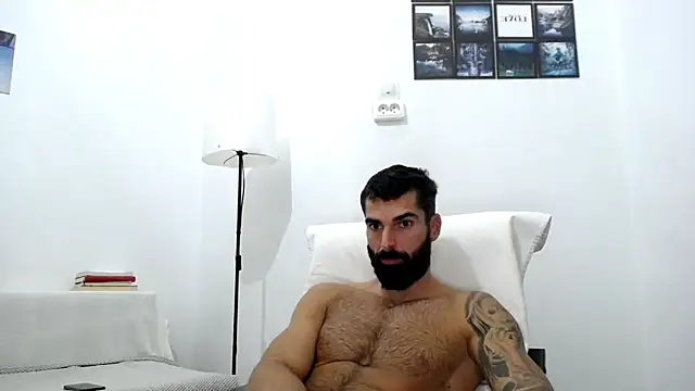 Verycutex online show from October 2025 06:10:02 AM