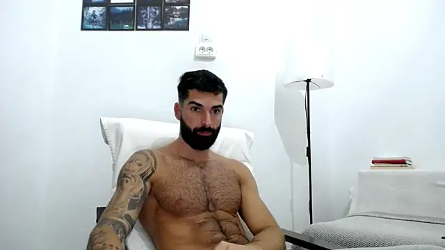 Verycutex online show from October 2025 06:55:01 AM