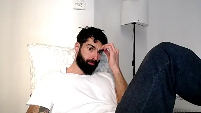 Verycutex online show from December 2025 10:11:02 AM