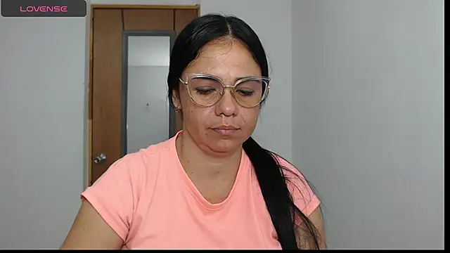 selena ferri online show from February 2026 01:37:02 AM