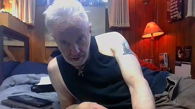 Snapshot of Makowboy chatting on January 2025 07:13:02 PM Makowboy online show from January 2025 07:13:02 PM