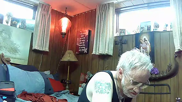 Snapshot of Makowboy chatting on February 2025 06:49:02 PM Makowboy online show from February 2025 06:49:02 PM