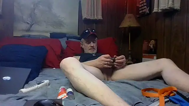 Snapshot of Makowboy chatting on February 2025 10:37:01 PM Makowboy online show from February 2025 10:37:01 PM