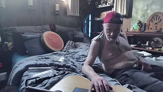 Makowboy online show from May 2026 11:43:01 PM