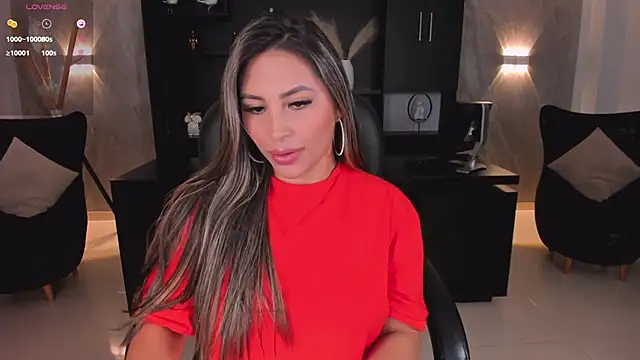 Snapshot of MiaRoberts1 chatting on February 2025 01:52:02 AM MiaRoberts1 online show from February 2025 01:52:02 AM