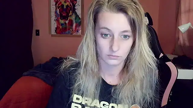 Snapshot of AsiaGoesPro chatting on November 2025 06:43:01 PM AsiaGoesPro online show from November 2025 06:43:01 PM