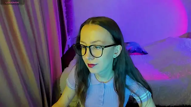 CurlySteph online show from September 2025 02:00:01 PM