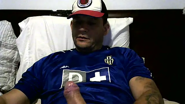 Snapshot of altenori112 chatting on December 2024 11:31:02 PM altenori112 online show from December 2024 11:31:02 PM