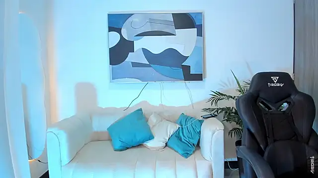 Snapshot of SaraParker_ chatting on December 2024 12:56:02 PM SaraParker online show from December 2024 12:56:02 PM