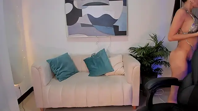 Snapshot of SaraParker_ chatting on February 2025 01:13:02 AM SaraParker online show from February 2025 01:13:02 AM