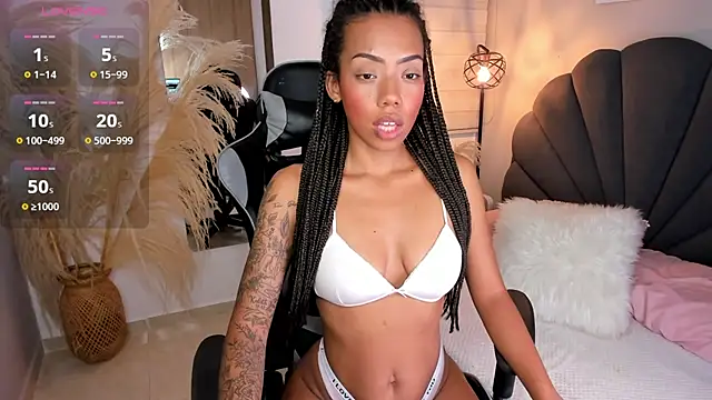 ashley 23  online show from February 2025 12:33:01 AM