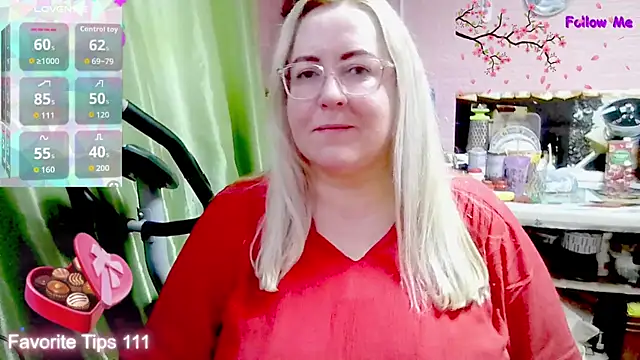 Snapshot of Ginesia chatting on April 2026 01:15:01 PM Ginesia online show from April 2026 01:15:01 PM