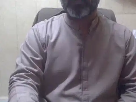 hairymaster95 online show from February 2025 04:04:01 AM