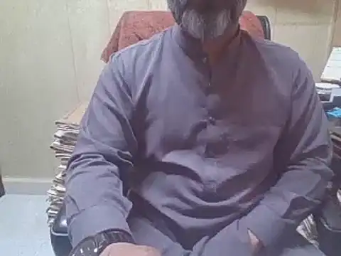 hairymaster95 online show from October 2025 05:39:01 AM