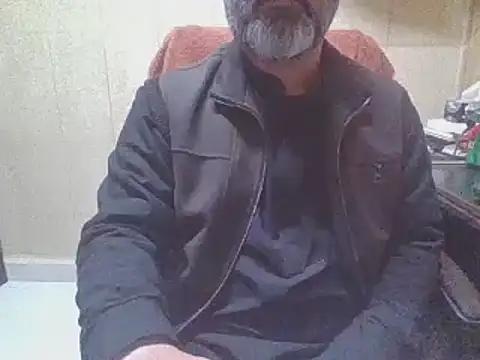 hairymaster95 online show from February 2026 04:43:02 AM