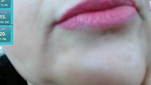 Snapshot of Kerly_Doll chatting on December 2024 05:29:02 PM Kerly Doll online show from December 2024 05:29:02 PM