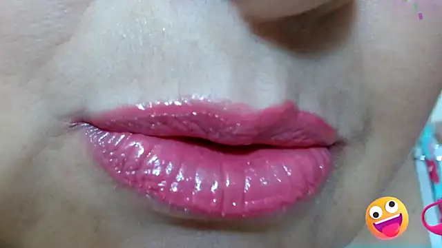 Snapshot of Kerly_Doll chatting on January 2025 07:23:02 PM Kerly Doll online show from January 2025 07:23:02 PM