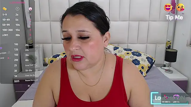 Snapshot of Kerly_Doll chatting on February 2025 02:33:01 PM Kerly Doll online show from February 2025 02:33:01 PM
