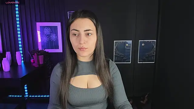 KylieMellow online show from February 2025 05:44:02 AM