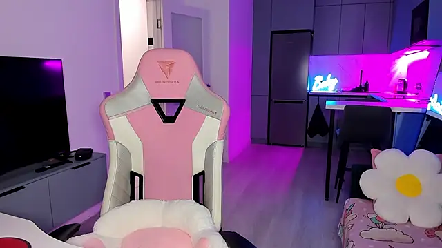 Snapshot of wow_lovie chatting on February 2026 04:28:02 AM wow lovie online show from February 2026 04:28:02 AM