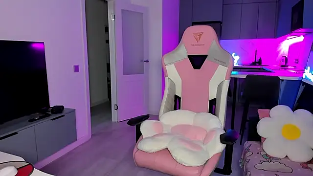 Snapshot of wow_lovie chatting on February 2026 04:40:02 AM wow lovie online show from February 2026 04:40:02 AM