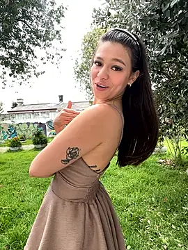 Alyshanon18 online show from March 2026 07:02:02 PM