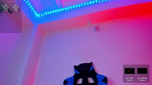 divinesalome online show from January 2025 10:58:02 PM