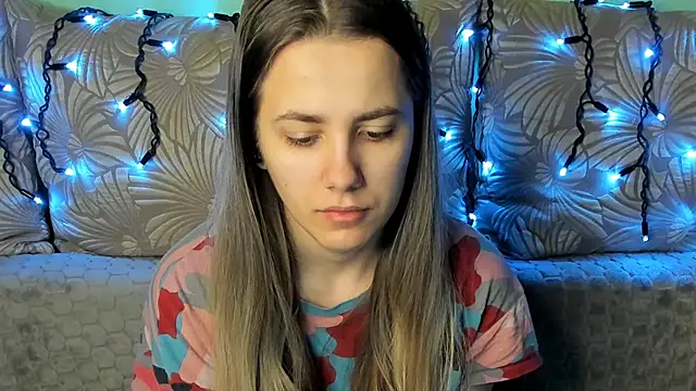 MaggieCake online show from February 2026 04:29:02 AM