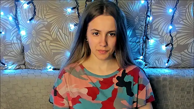 MaggieCake online show from April 2026 12:36:02 AM