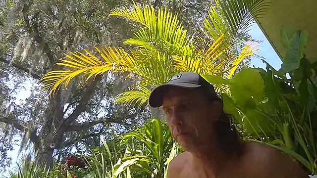 eliberator1777 online show from May 2026 07:56:02 PM