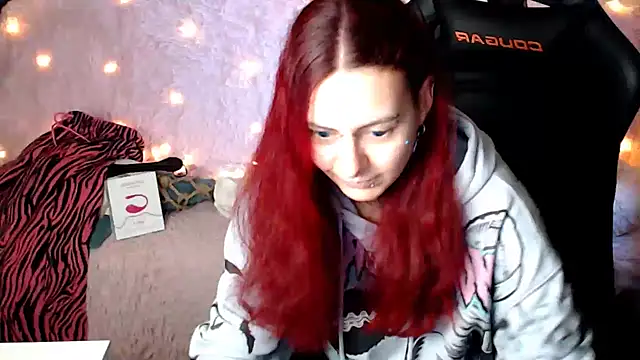 Snapshot of Ginger_Stay chatting on March 2025 01:18:02 PM Ginger Stay online show from March 2025 01:18:02 PM