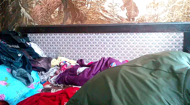 WildMissNiks online show from March 2025 12:06:02 PM