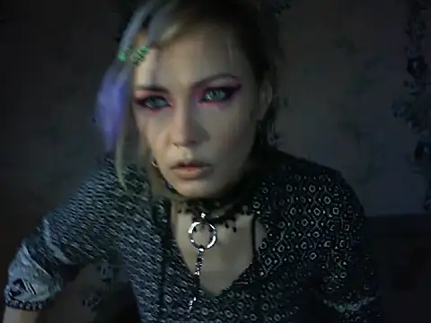 WildMissNiks online show from March 2026 09:23:01 AM