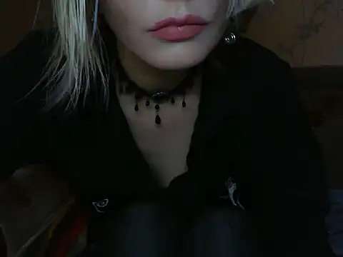 WildMissNiks online show from June 2026 07:10:01 AM