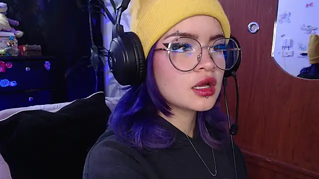 Snapshot of Raventh_ chatting on October 2025 05:06:02 AM Raventh online show from October 2025 05:06:02 AM