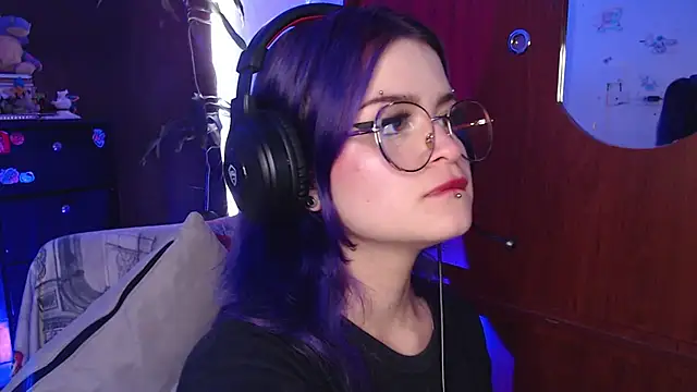 Snapshot of Raventh_ chatting on October 2025 02:28:01 PM Raventh online show from October 2025 02:28:01 PM