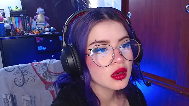 Snapshot of Raventh_ chatting on October 2025 01:45:02 PM Raventh online show from October 2025 01:45:02 PM