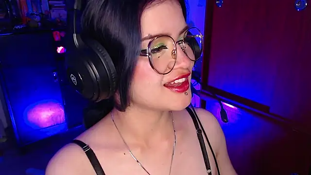 Raventh  online show from December 2025 11:44:02 PM