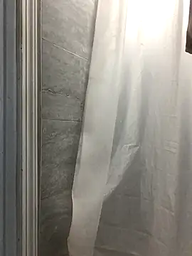 69RIPsta69 online show from October 2025 07:47:02 PM