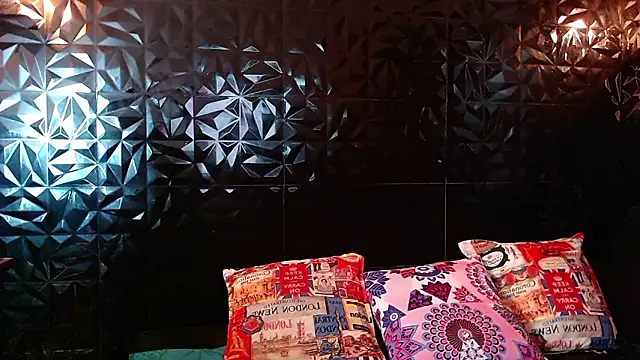 PINK  LOLA1 online show from February 2026 12:44:02 PM