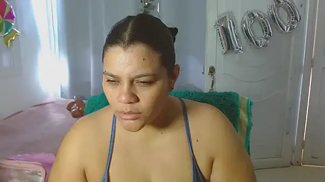 Snapshot of Selenna01 chatting on September 2025 01:13:01 PM Selenna01 online show from September 2025 01:13:01 PM